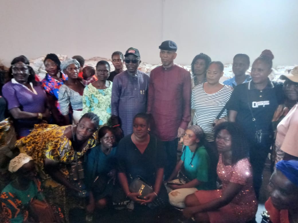 Economic Hardship: Sen.Dafinone Doles Out Multi-million Naira Empowerment Package To Over 3,000 Constituents