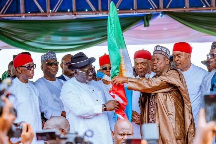 Delta APC: I’ve Taken Charge, Everybody Must Queue Behind, Says Gov. Oborevwori Delta APC: I’ve Taken Charge, Everybody Must Queue Behind, Says Gov. Oborevwori